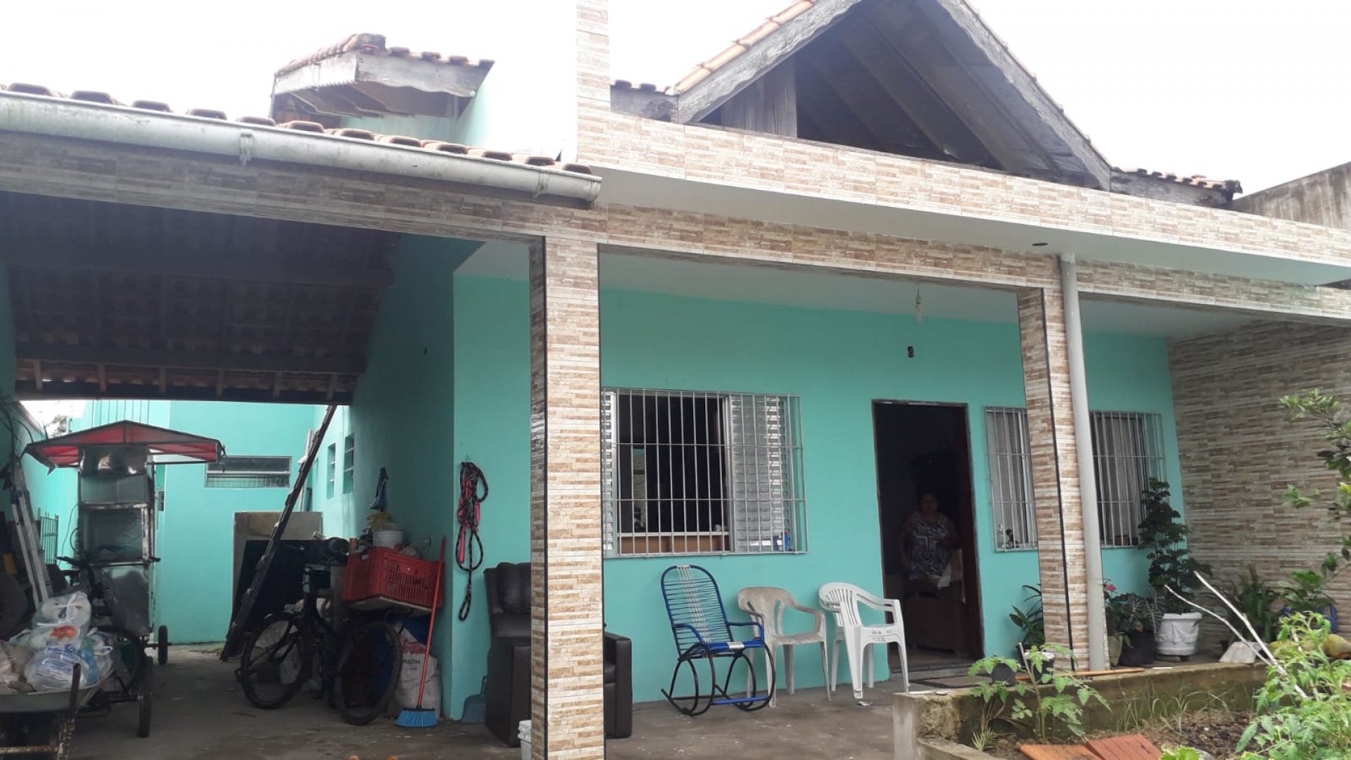 Casa para venda no bairro São José, Lado Linha em Peruíbe