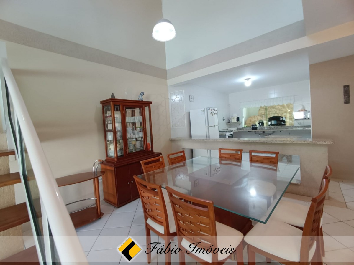 Sobrado com piscina a 100 m da praia!!!! – Foto 34