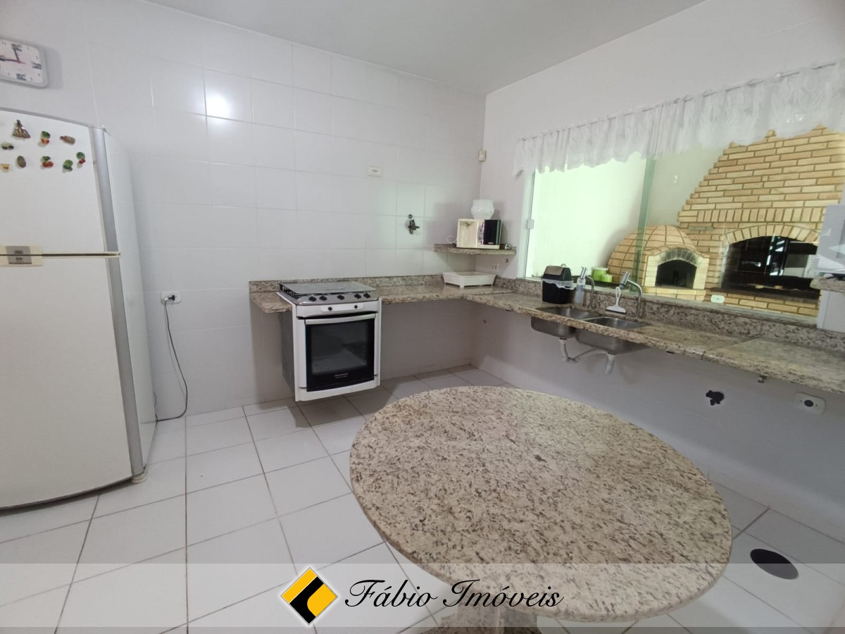 Sobrado com piscina a 100 m da praia!!!! – Foto 39