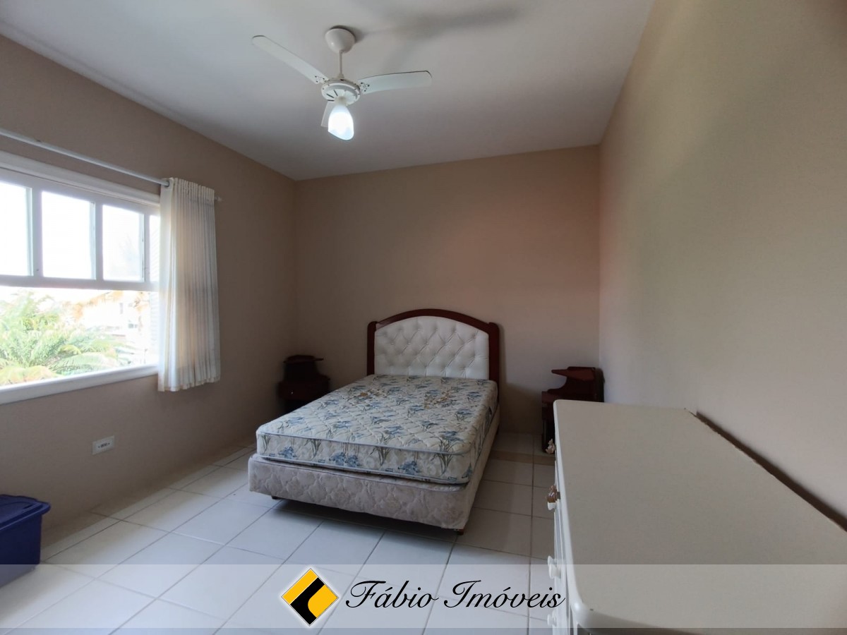 Sobrado com piscina a 100 m da praia!!!! – Foto 28