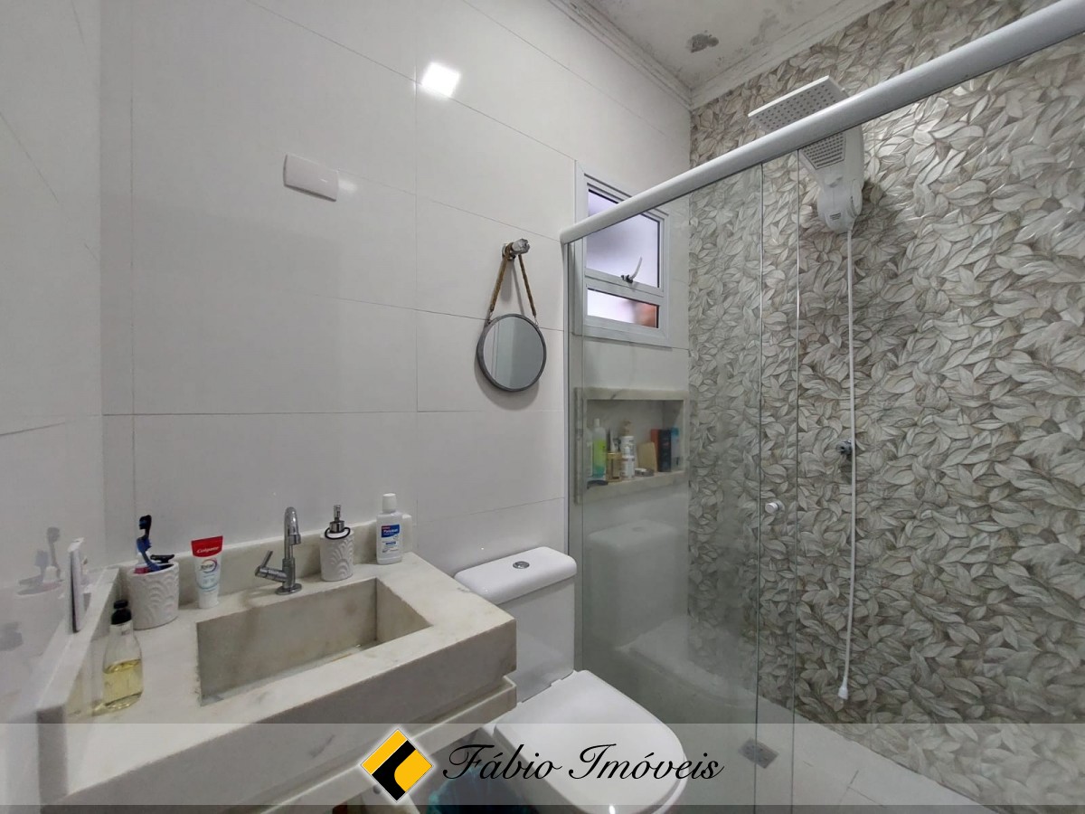 Casa com piscina em excelente localização!! – Foto 6