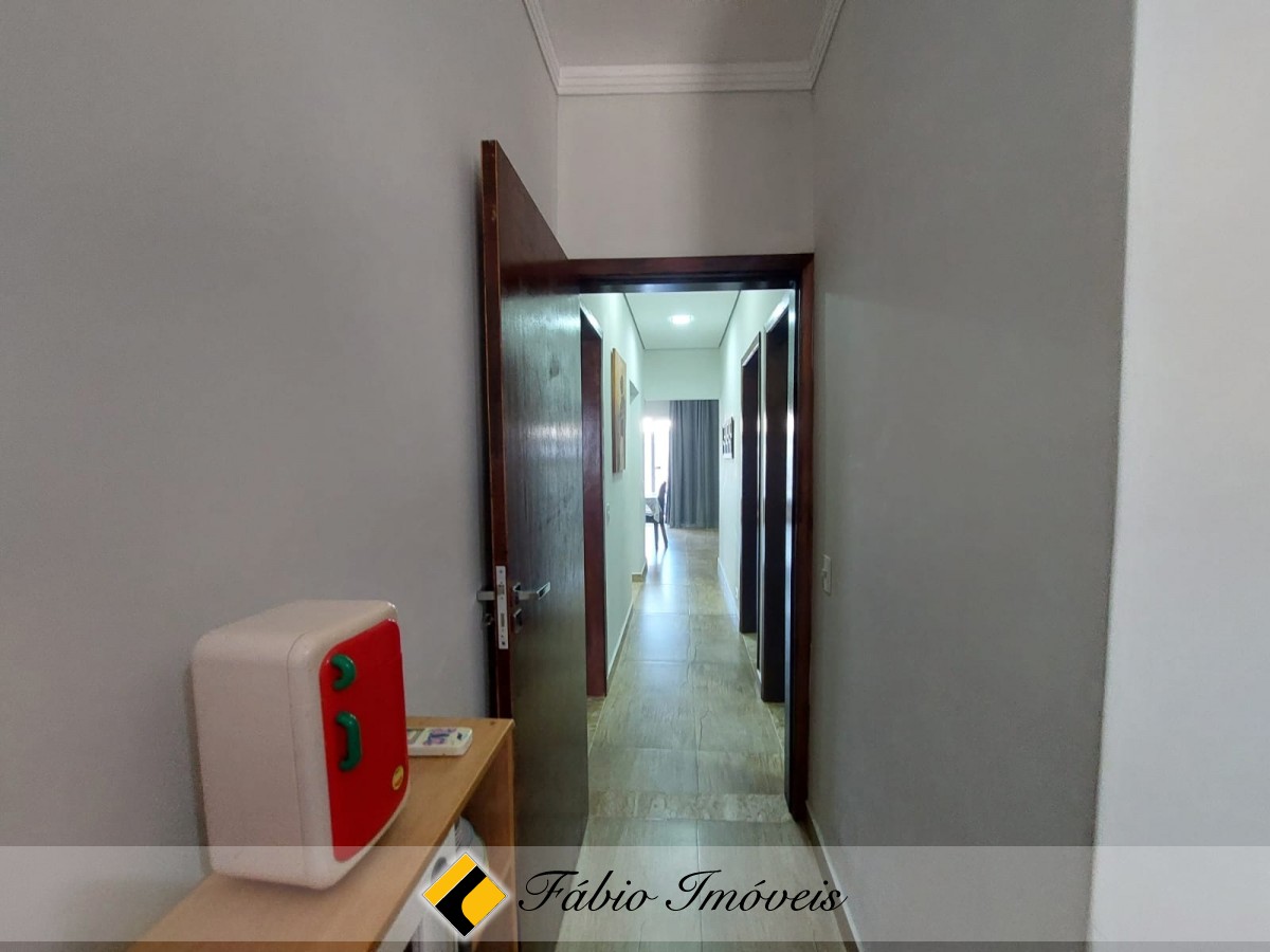 Casa com piscina em excelente localização!! – Foto 7