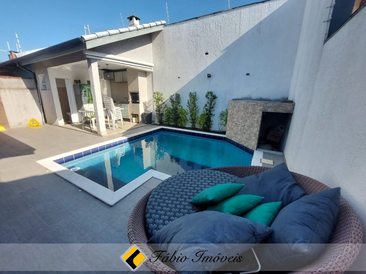 Casa com piscina em excelente localização!! – Foto 10