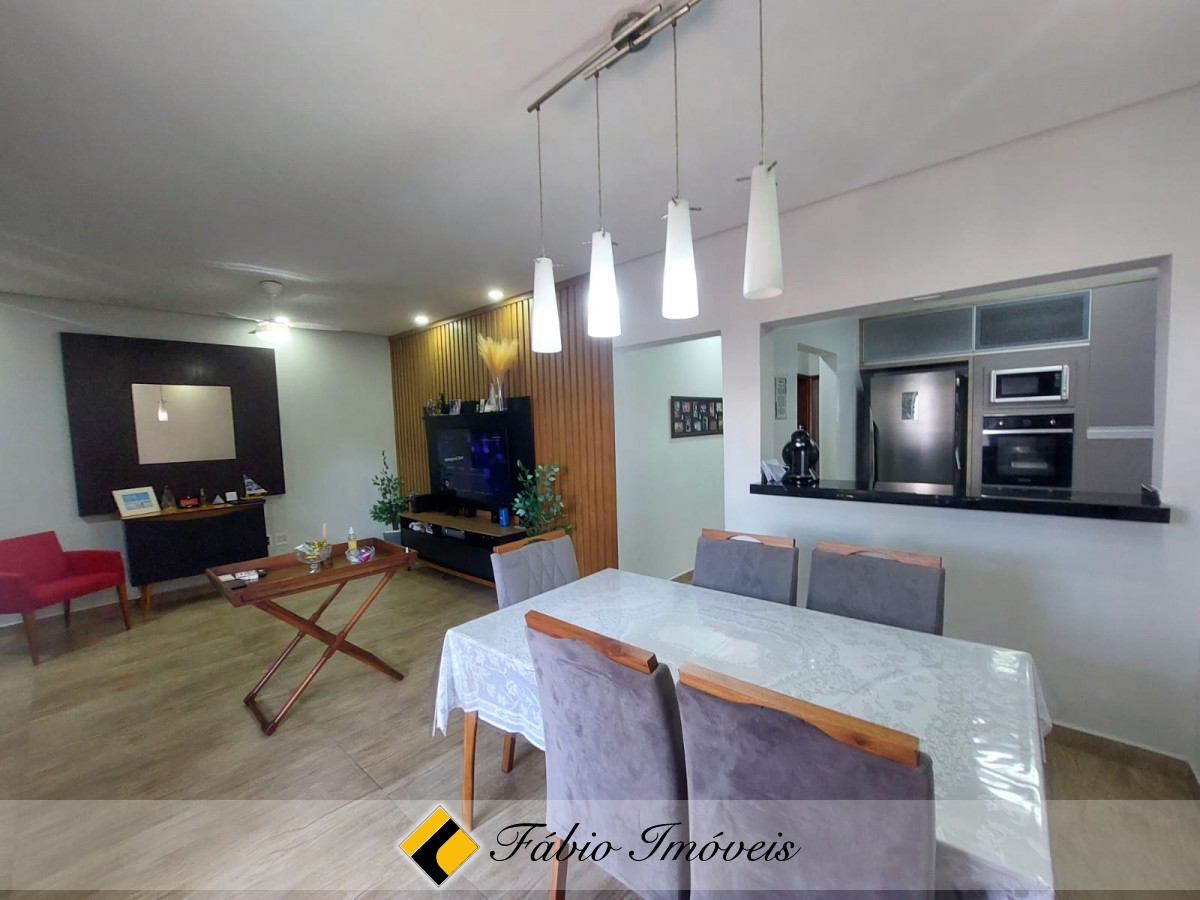 Casa com piscina em excelente localização!! – Foto 19