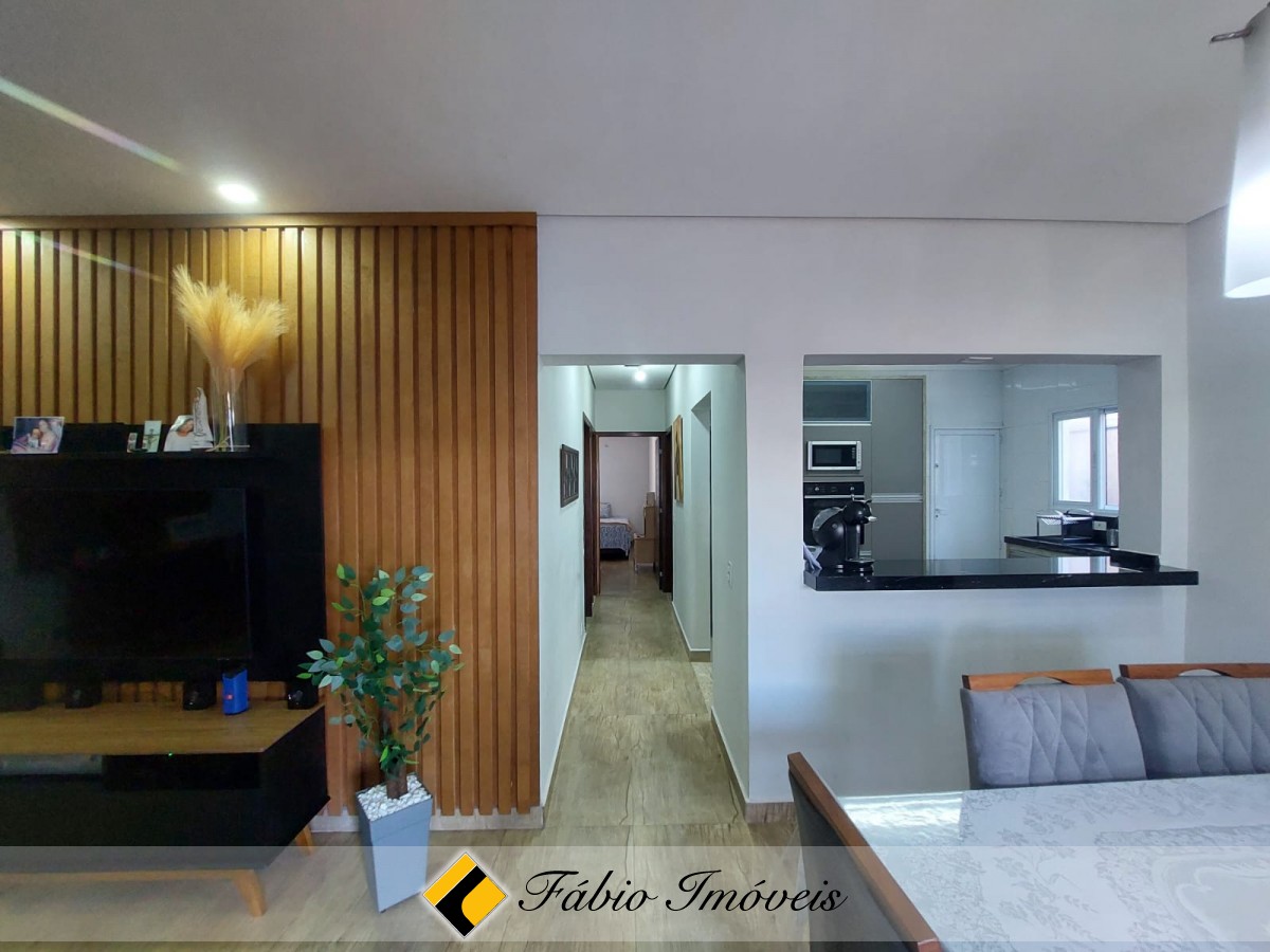 Casa com piscina em excelente localização!! – Foto 23