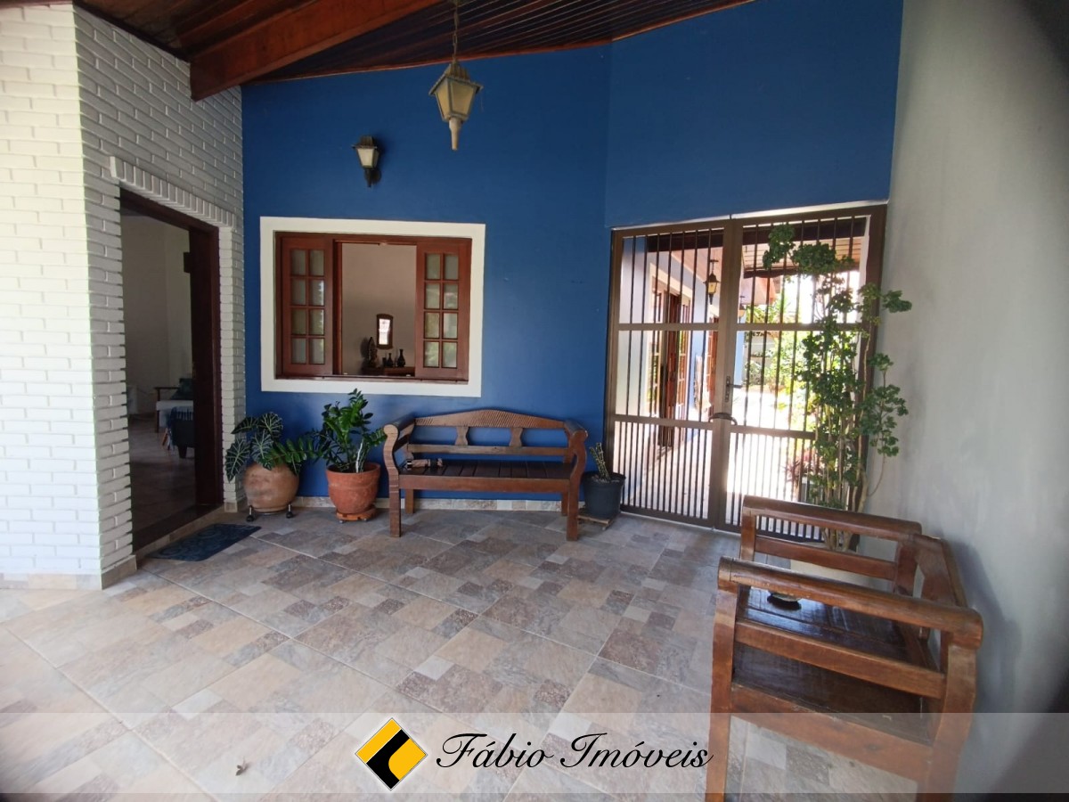 Linda casa a venda em Peruíbe a apenas 300m do mar – Foto 14