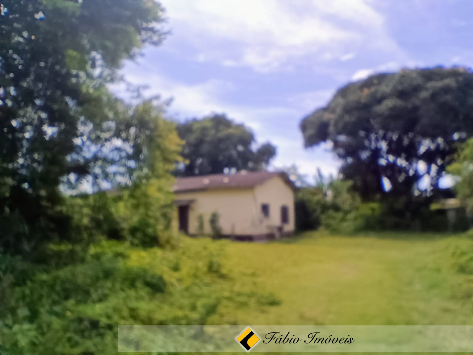 Casa no Centro com 1700m² de terreno!!