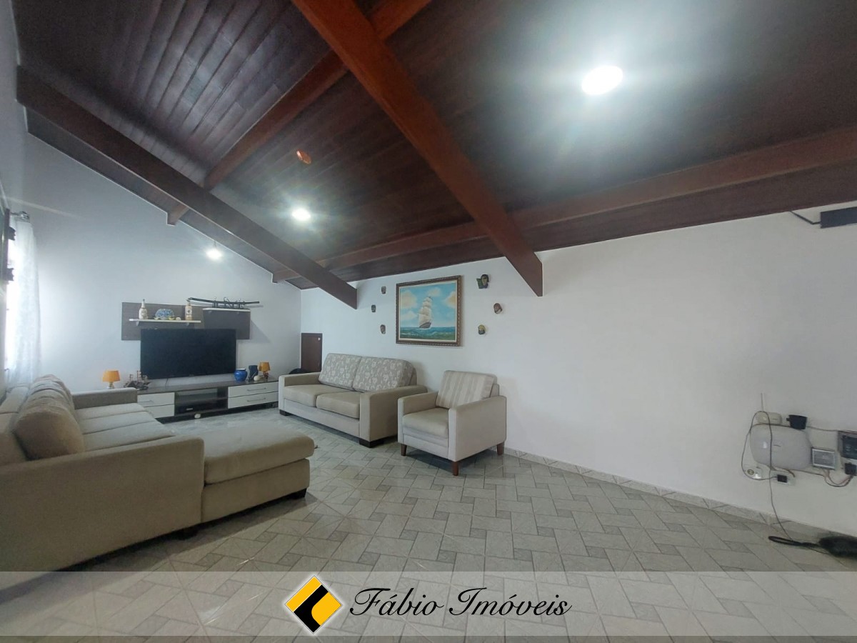 Casa em bairro nobre!! – Foto 7
