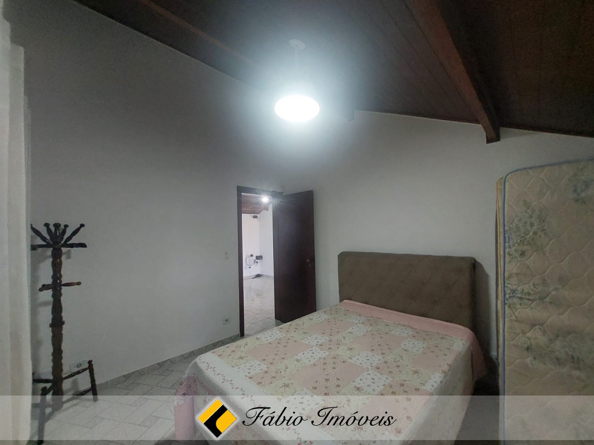 Casa em bairro nobre!! – Foto 5