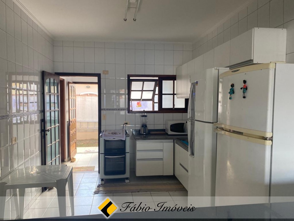 Casa em excelente localização!!! – Foto 8