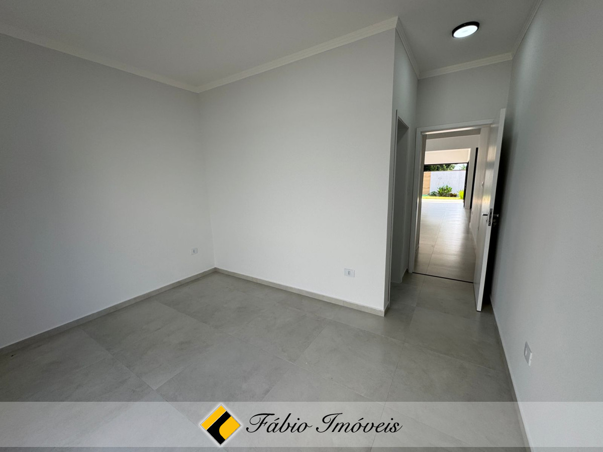 Linda casa em Condomínio Residencial! – Foto 12