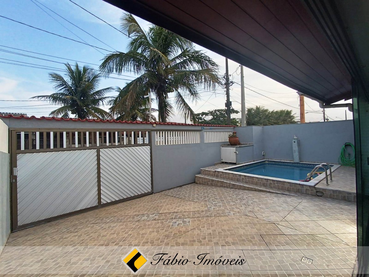 Casa com piscina a apenas 40m do mar! – Foto 16
