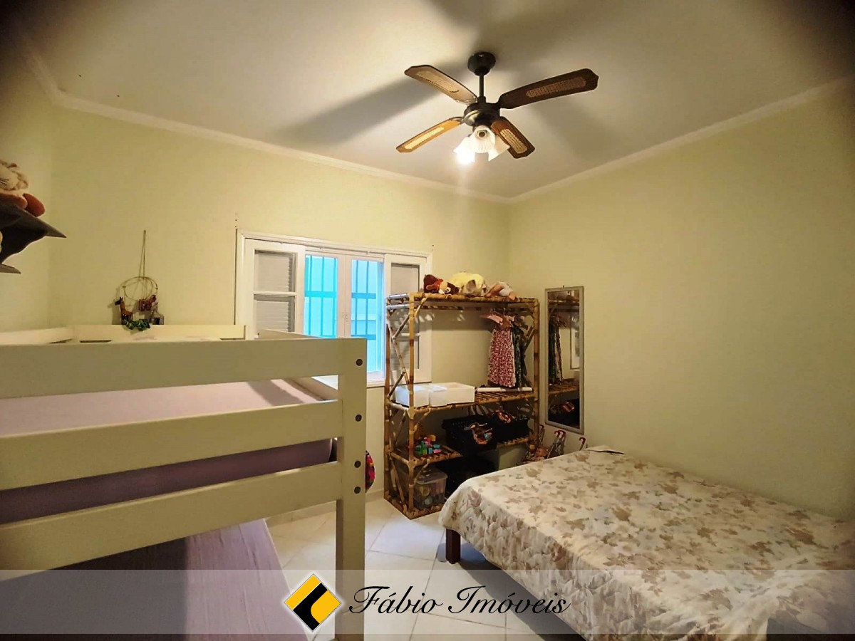 Casa com piscina a apenas 40m do mar! – Foto 10