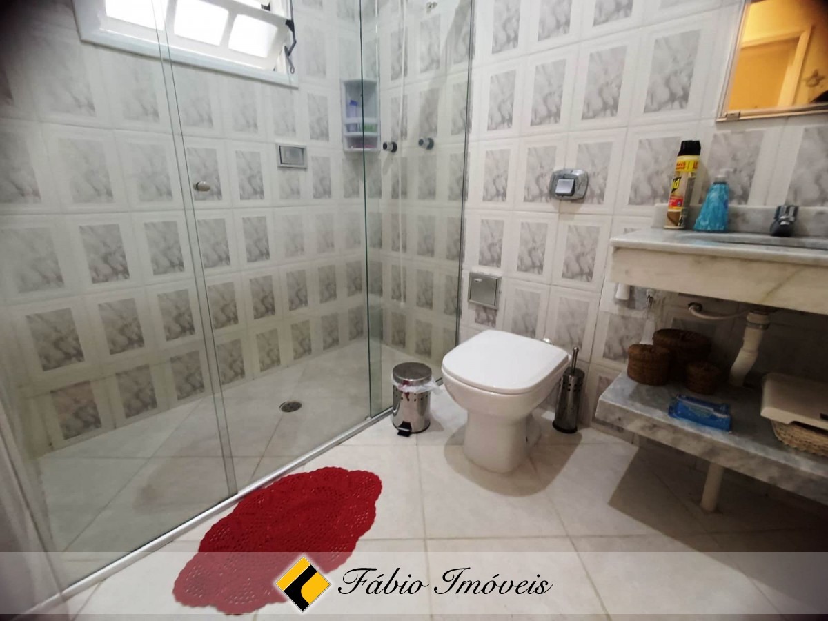 Casa com piscina a apenas 40m do mar! – Foto 7