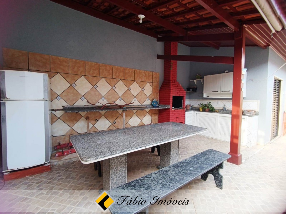 Casa com piscina a apenas 40m do mar! – Foto 4