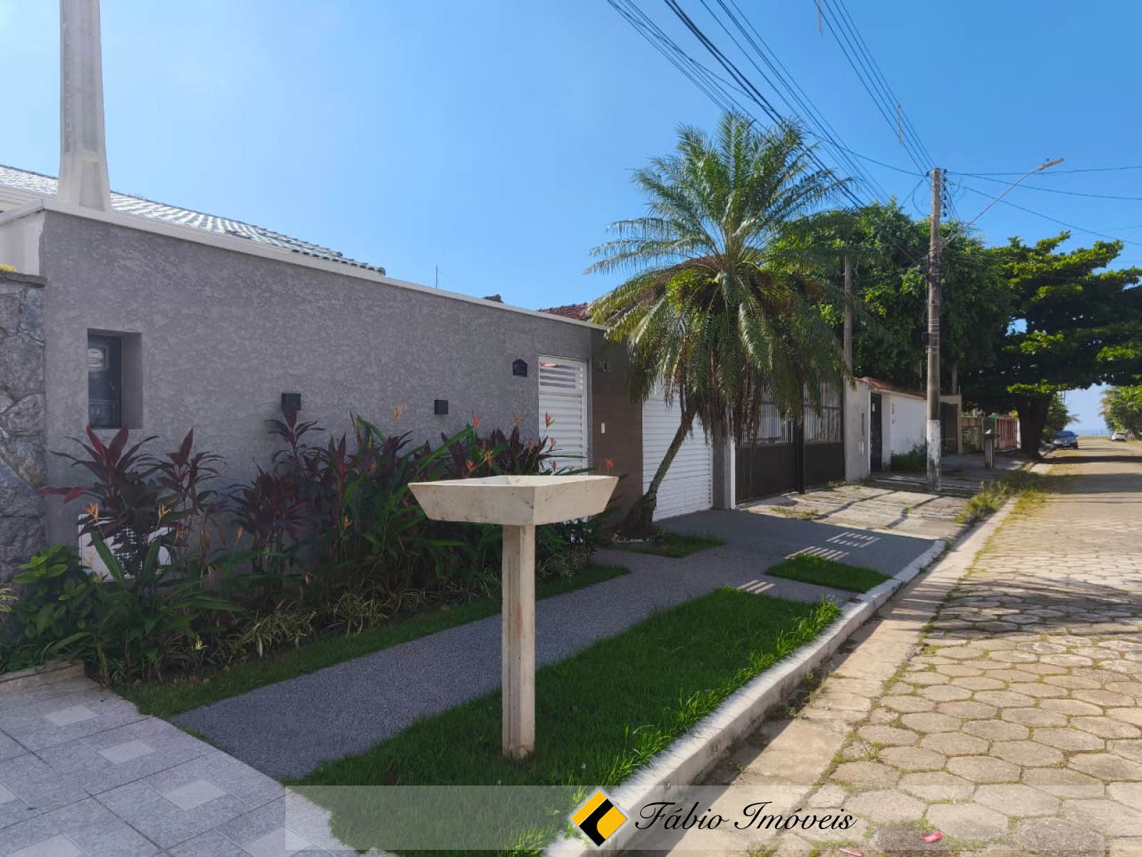 Casa reformada e decorada próxima ao mar!!! – Foto 1