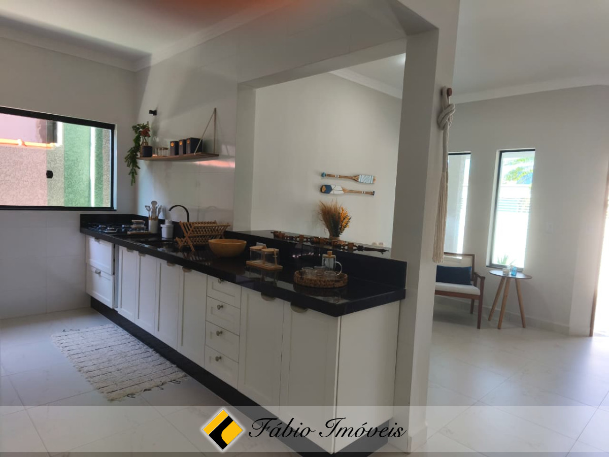 Casa reformada e decorada próxima ao mar!!! – Foto 5