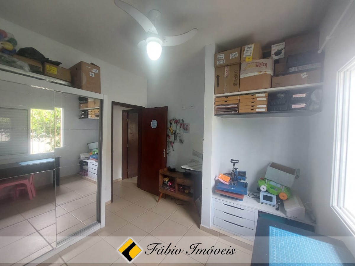 Casa bem conservada próximo a praia e a região Central! – Foto 6