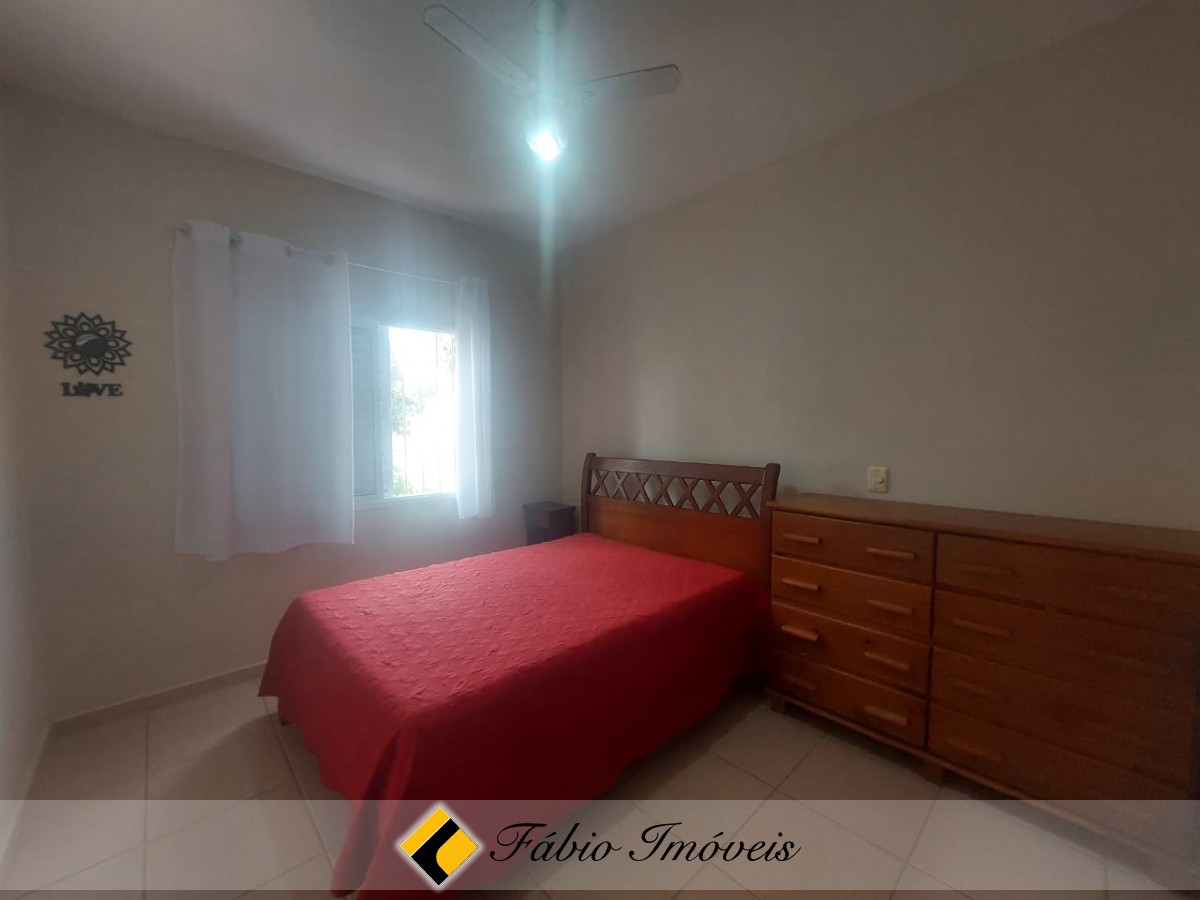 Casa bem conservada próximo a praia e a região Central! – Foto 5