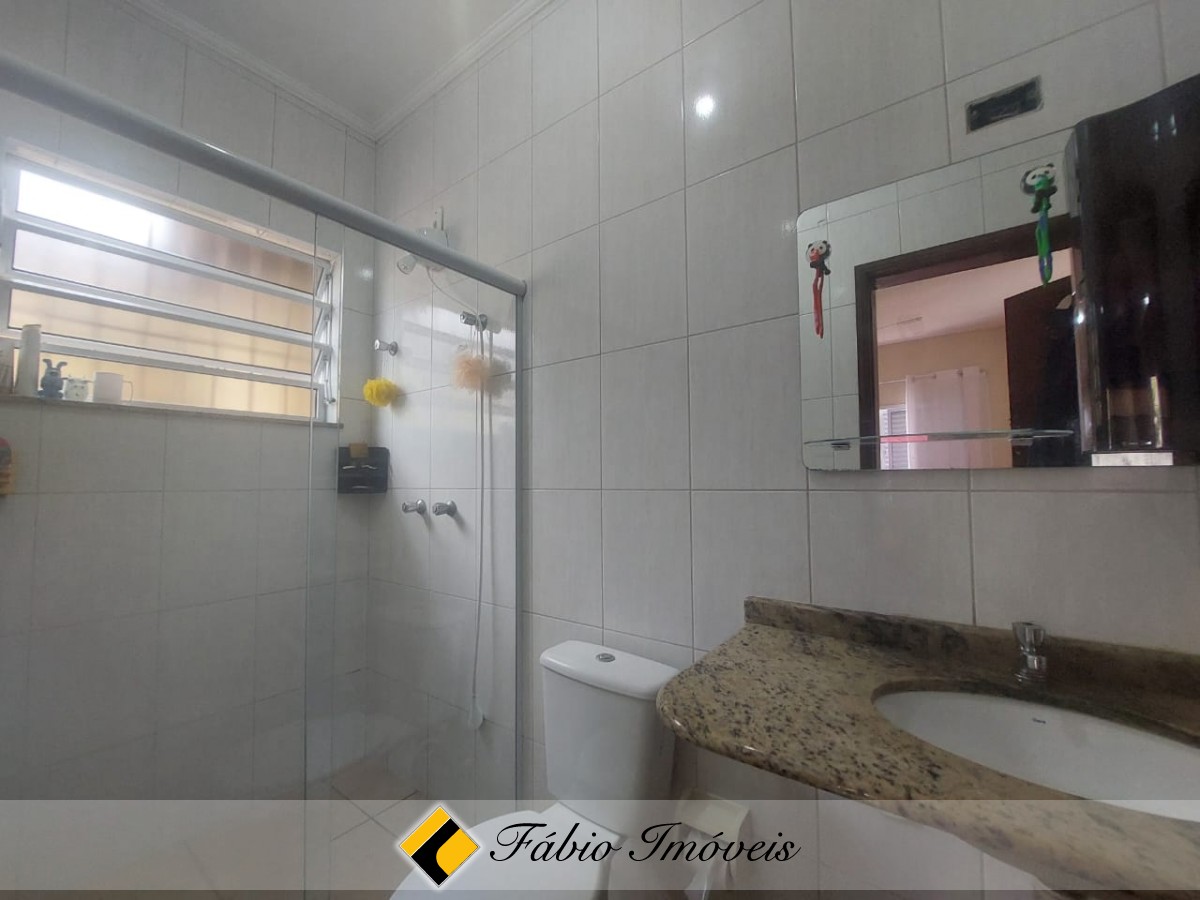 Casa bem conservada próximo a praia e a região Central! – Foto 3