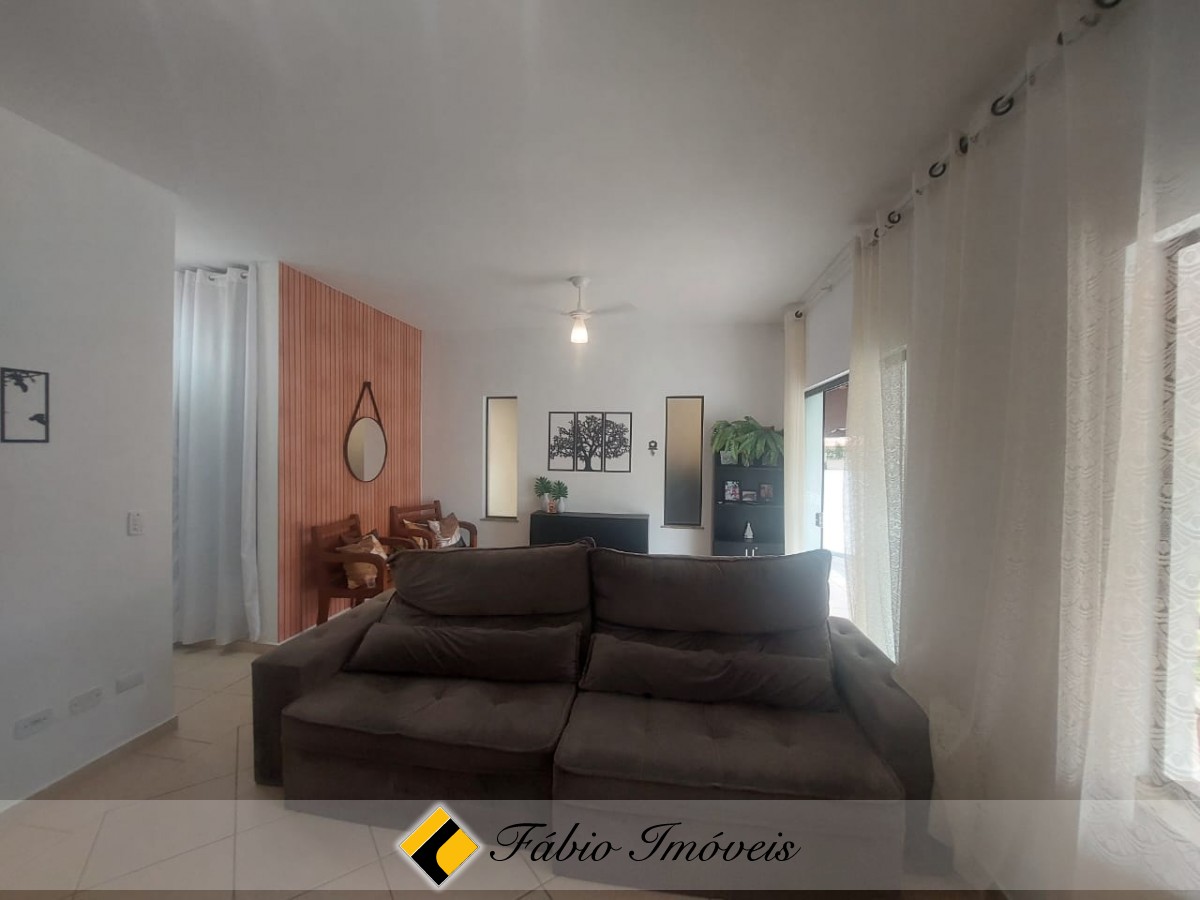 Casa bem conservada próximo a praia e a região Central! – Foto 16