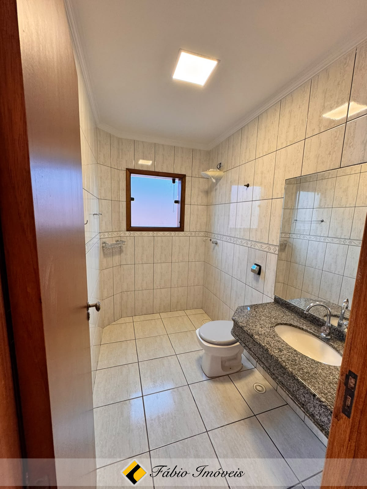 Sobrado com Piscina e local paradisiaco! – Foto 18