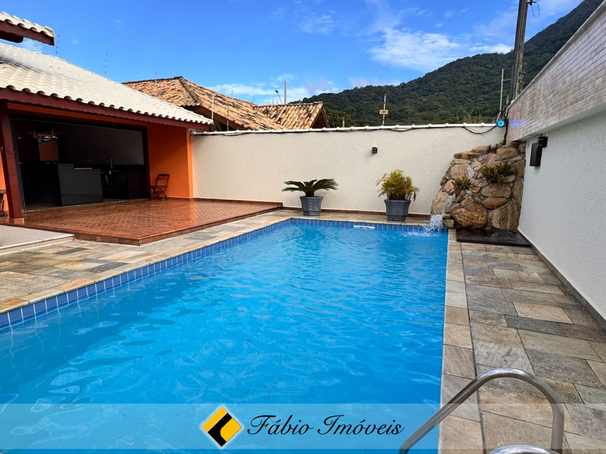 Sobrado com Piscina e local paradisiaco! – Foto 27