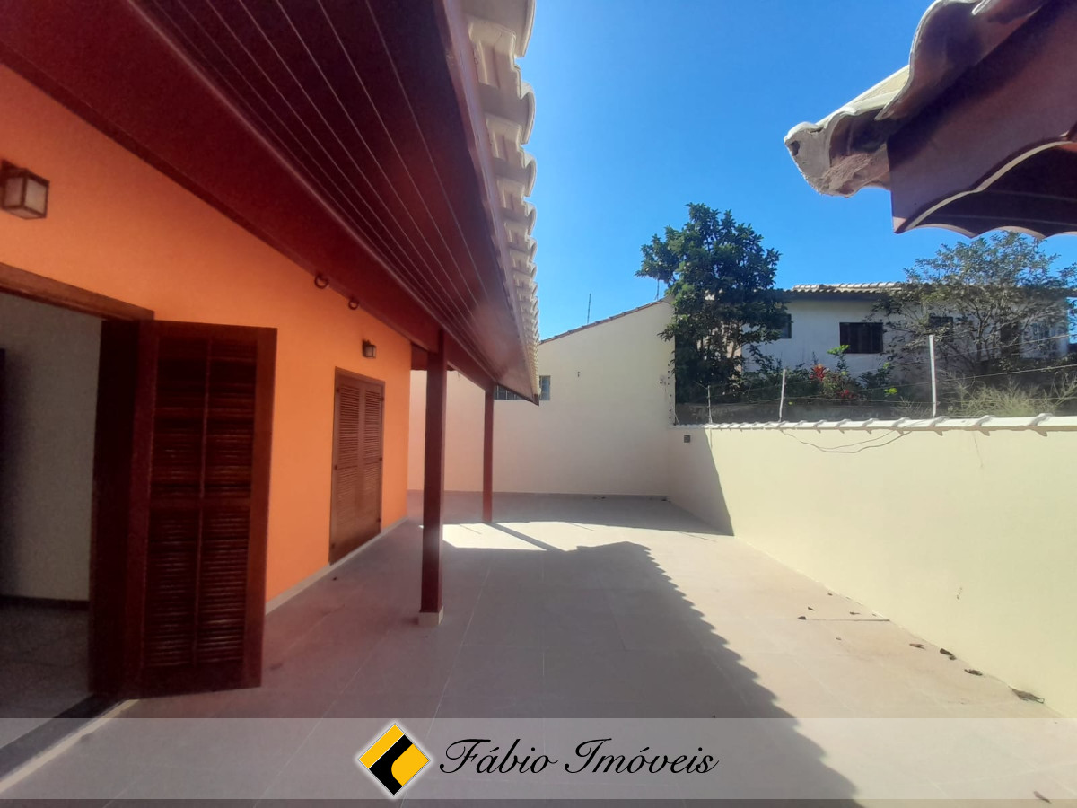 Sobrado com Piscina e local paradisiaco! – Foto 14