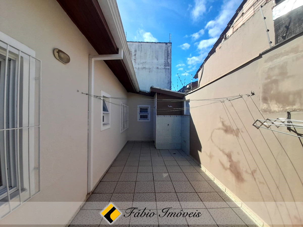 Linda Casa em excelente localização!! – Foto 35