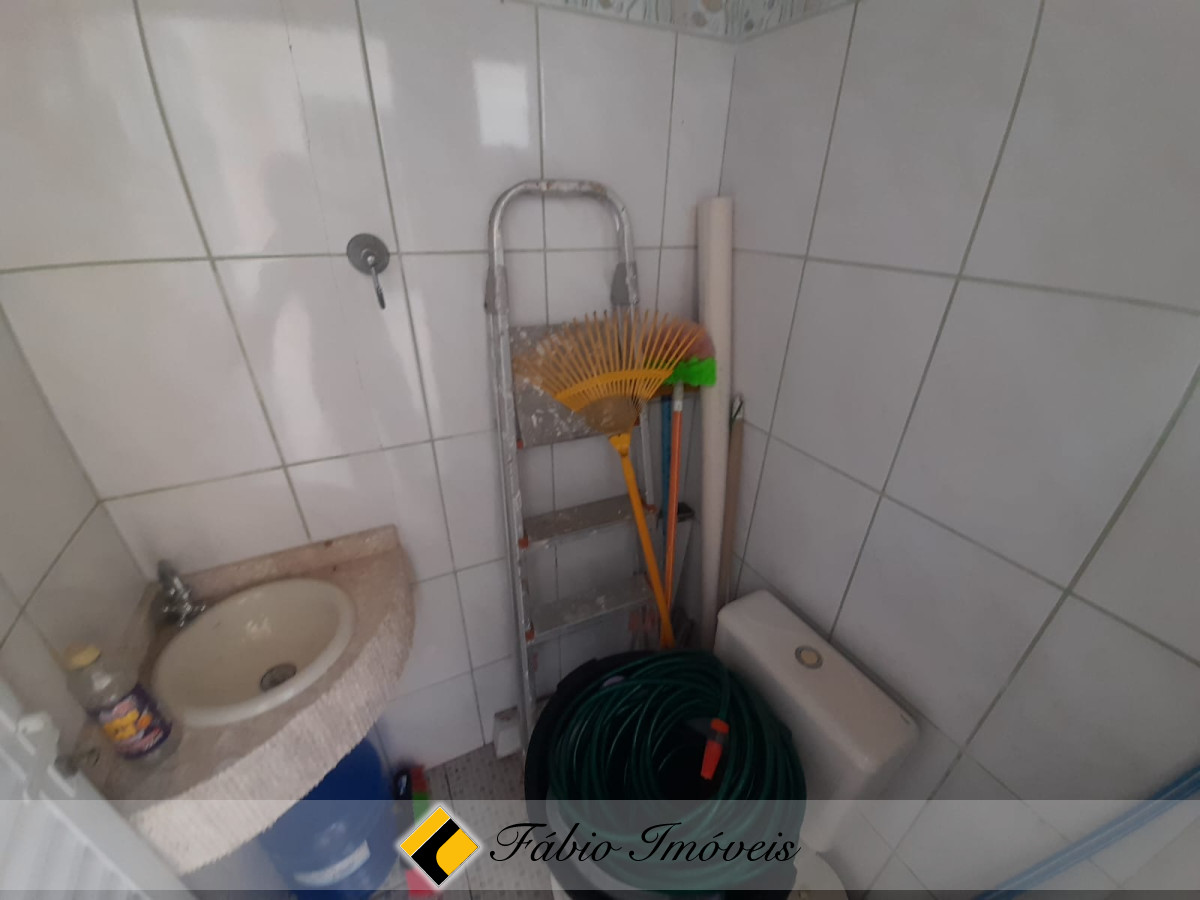 Linda Casa em excelente localização!! – Foto 36