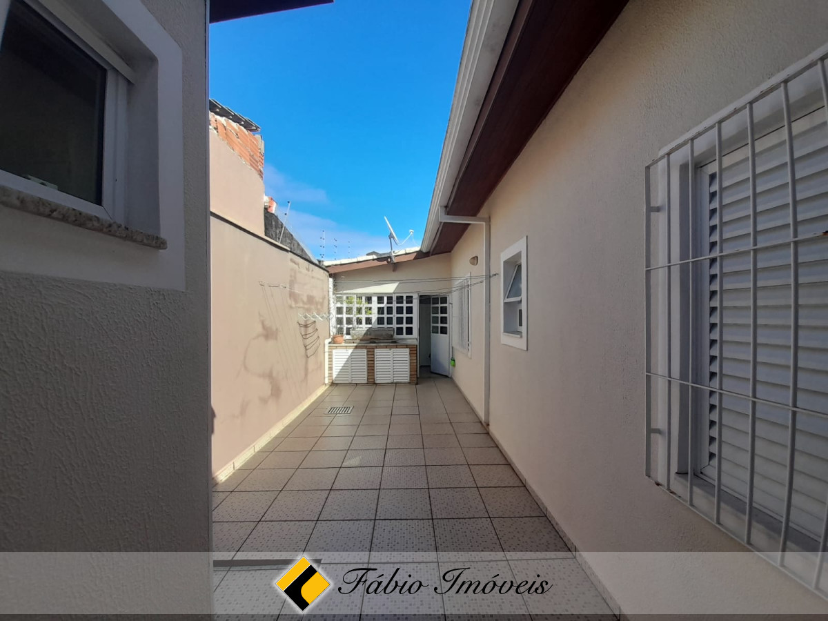 Linda Casa em excelente localização!! – Foto 37