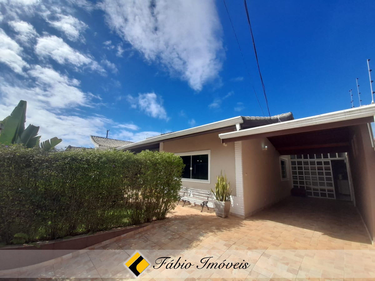 Linda Casa em excelente localização!! – Foto 3