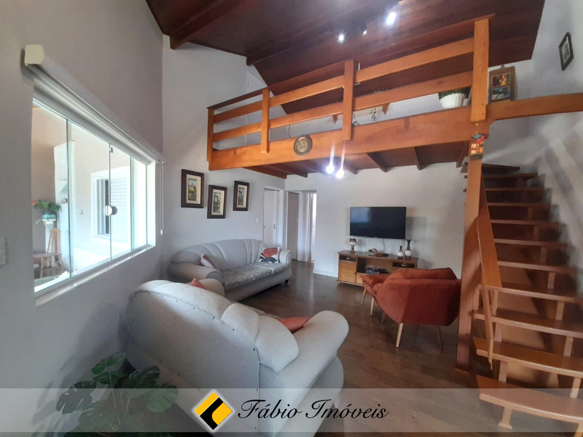 Linda Casa em excelente localização!! – Foto 21