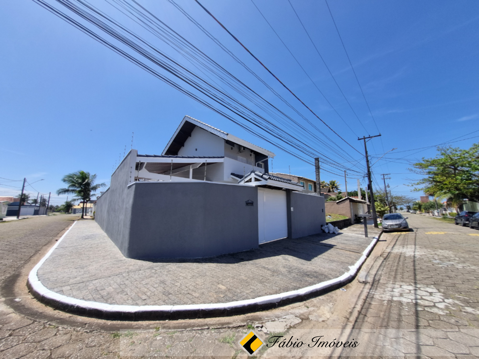 LINDO SOBRADO PERTINHO DO MAR