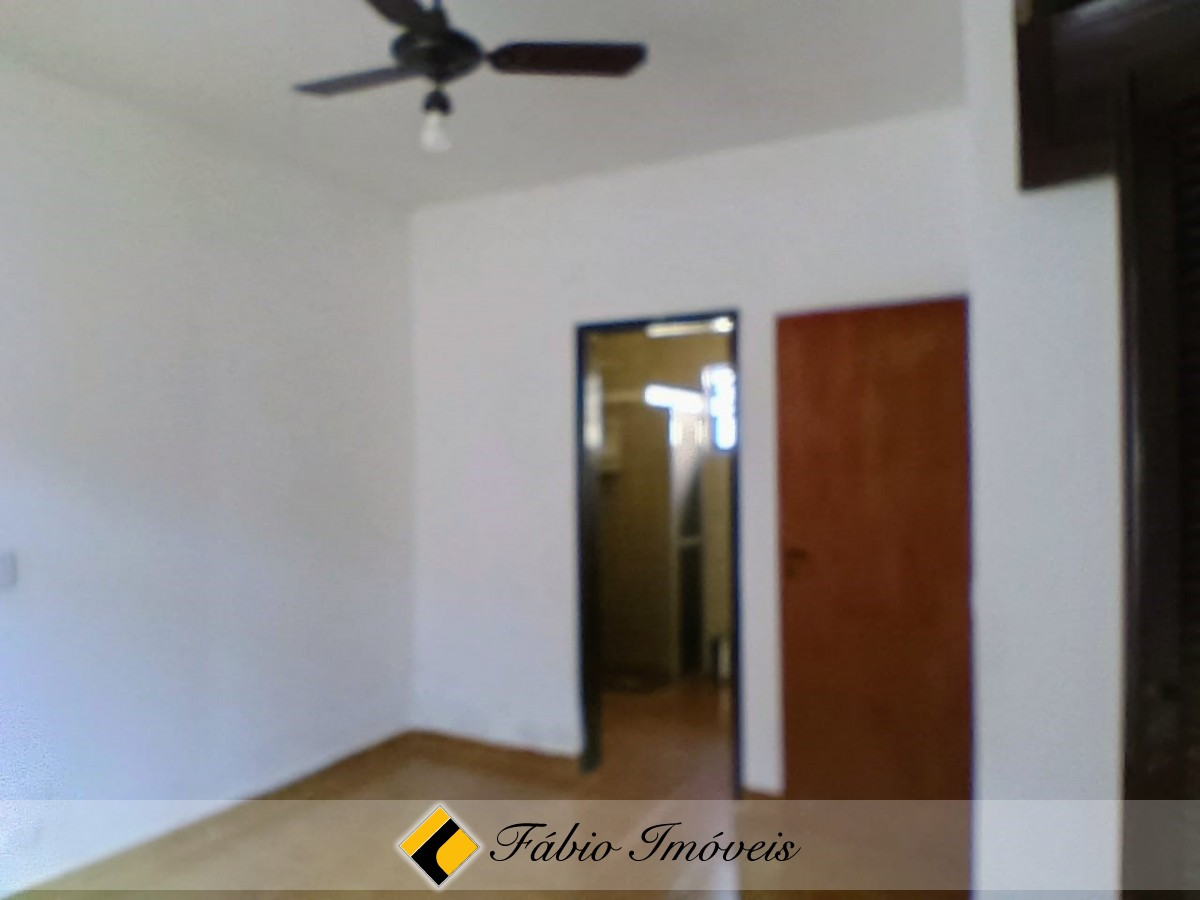 Casa em ótima localização! – Foto 17