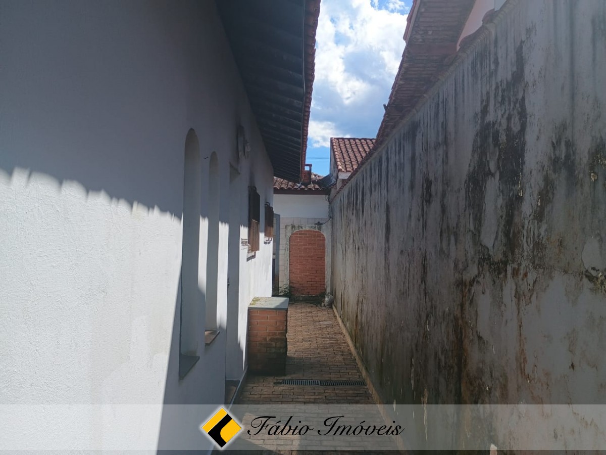 Casa em ótima localização! – Foto 22