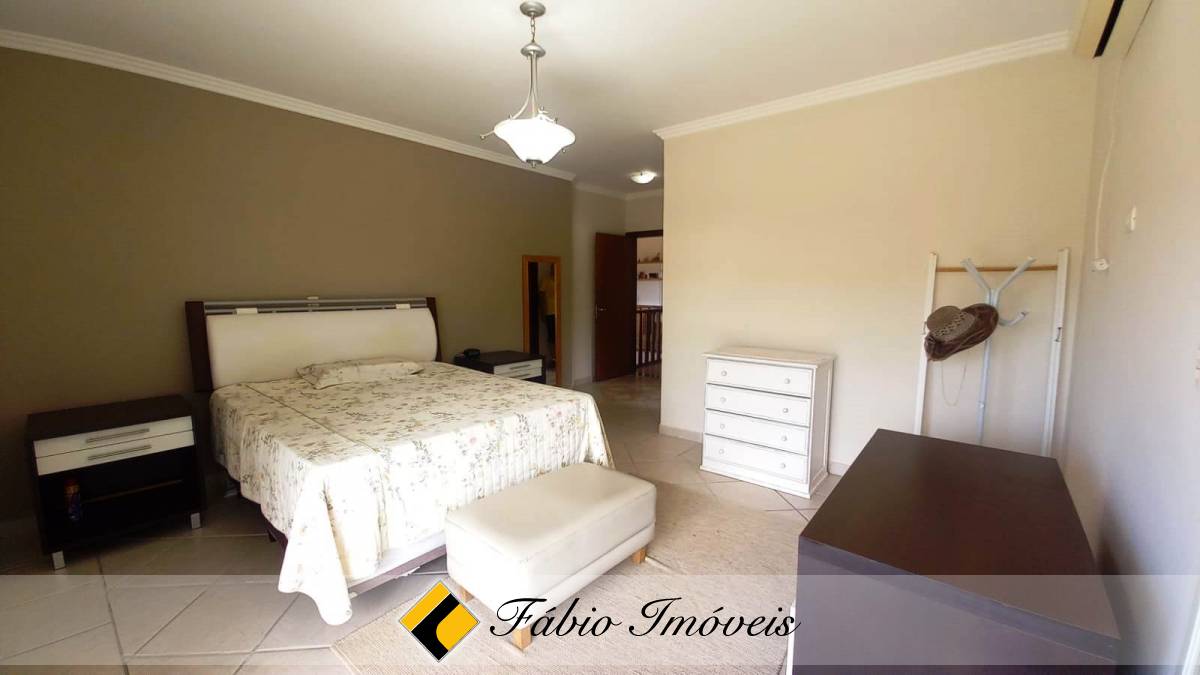 Sobrado  em dois lotes a apenas 100m da praia. – Foto 3