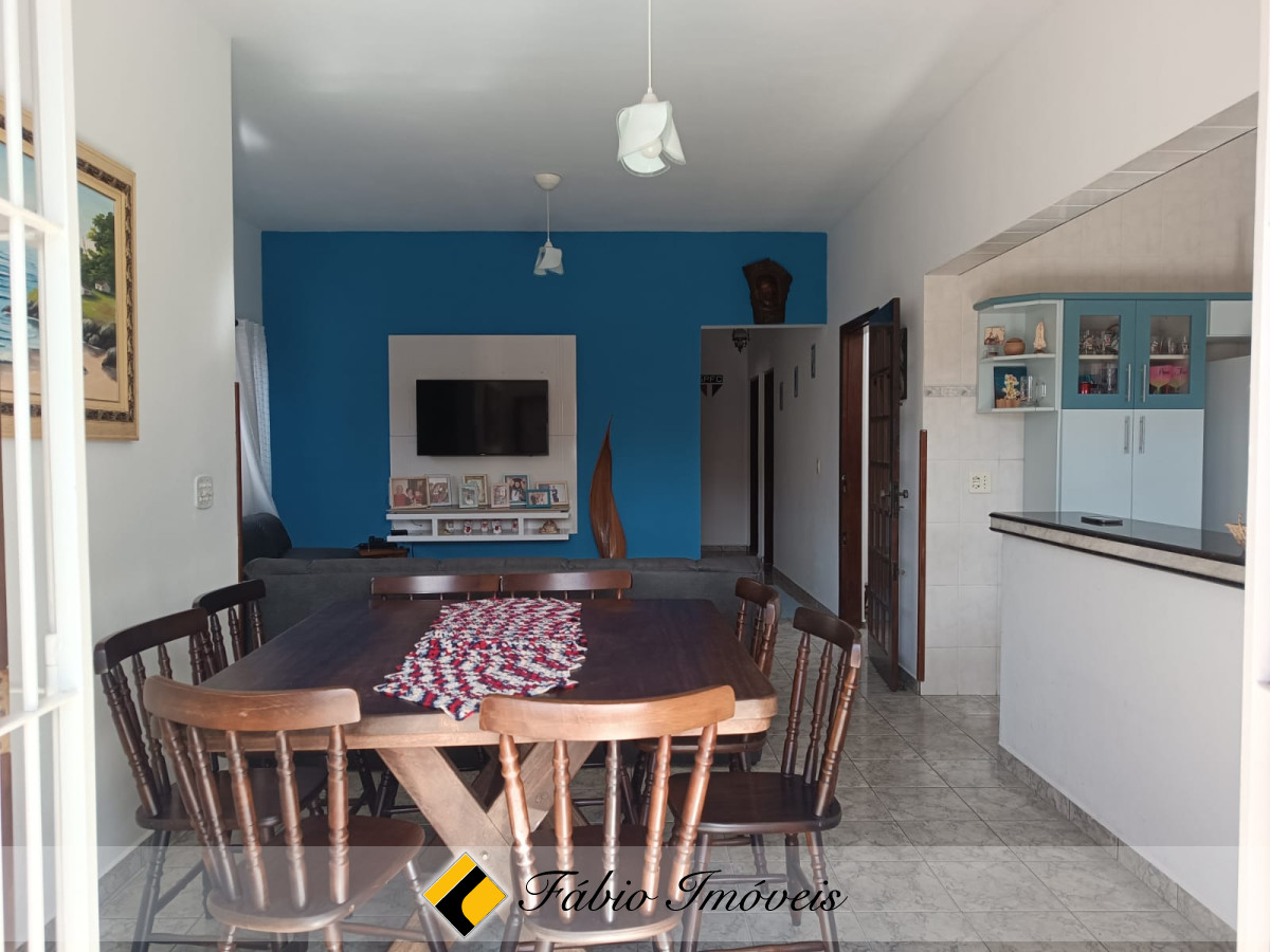 Casa com Piscina e mobiliada em Bairro Nobre! – Foto 5