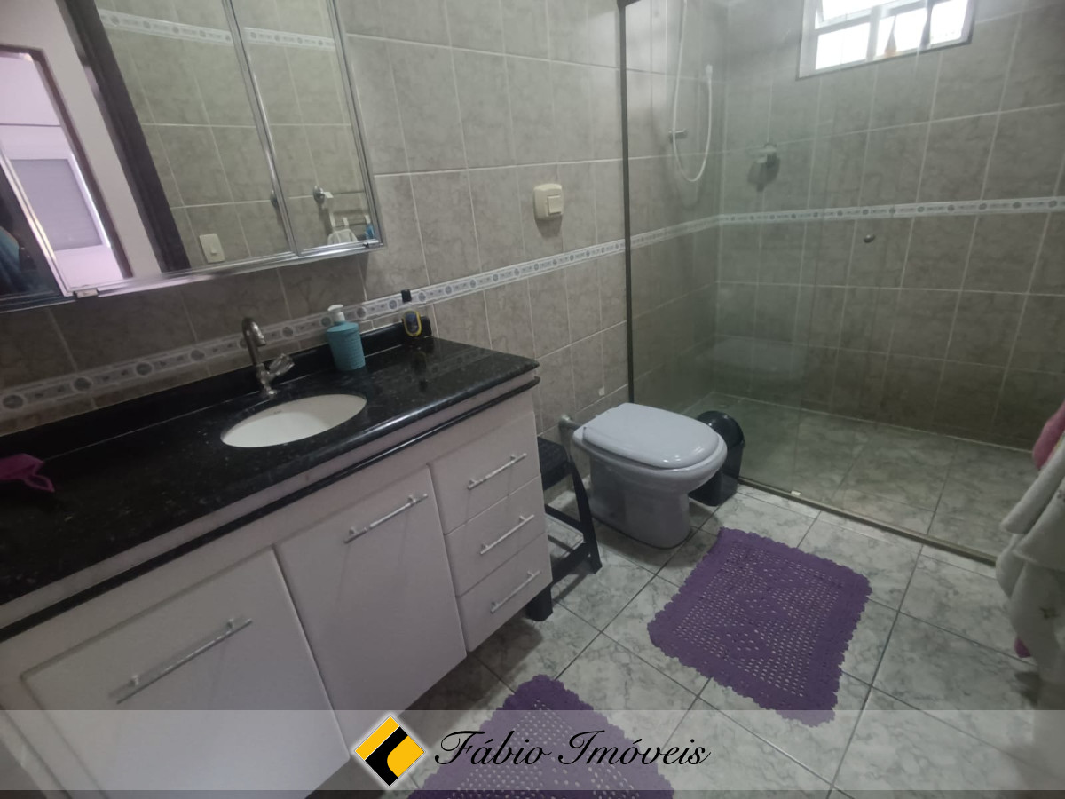 Casa com Piscina e mobiliada em Bairro Nobre! – Foto 14