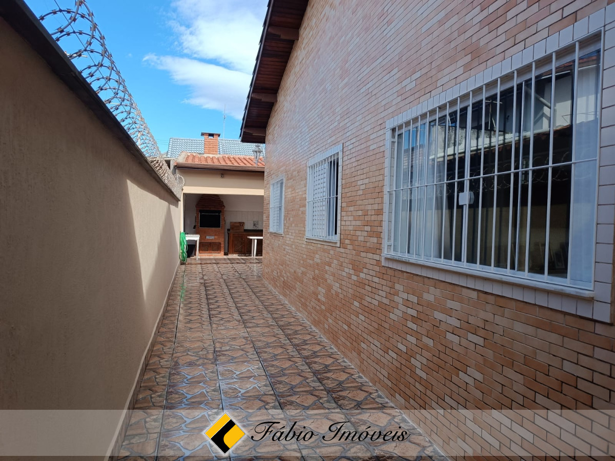 Casa com Piscina e mobiliada em Bairro Nobre! – Foto 20
