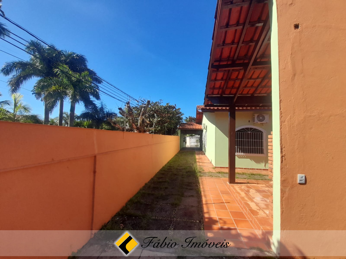 Casa térrea com piscina, próxima a praia!!! – Foto 43