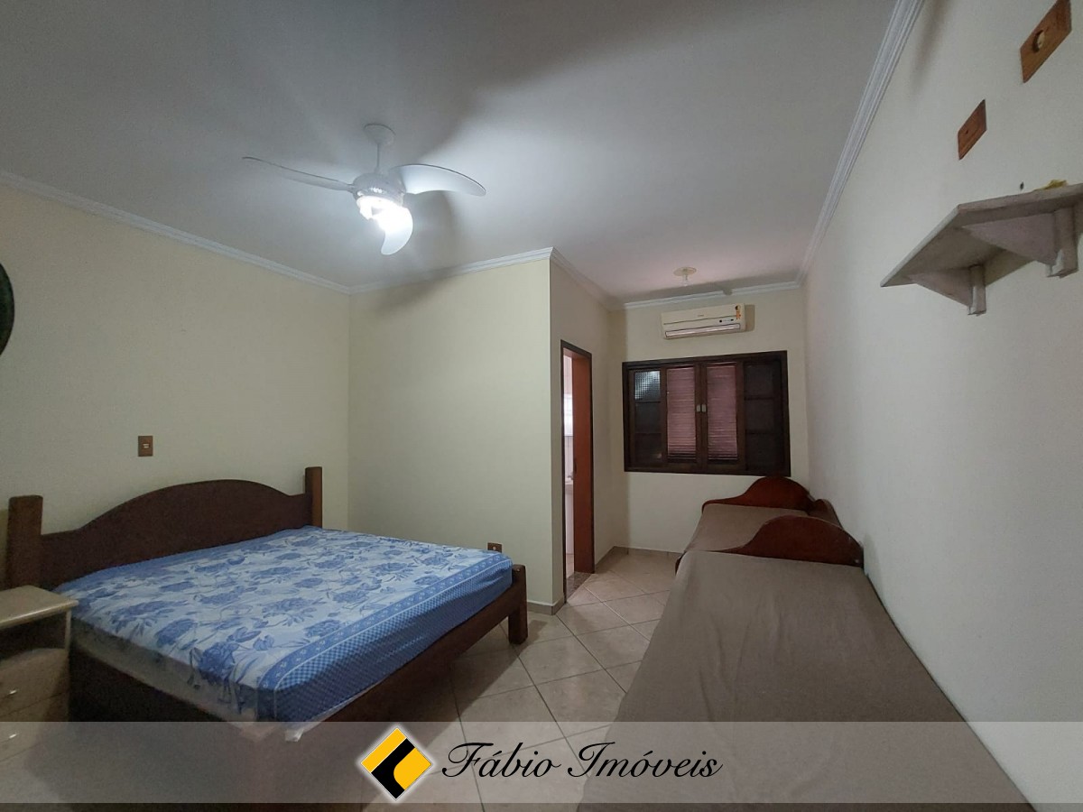 Sobrado aq 50 metros da praia!! – Foto 11