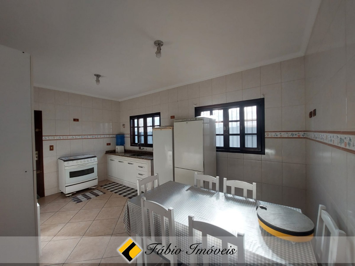 Sobrado aq 50 metros da praia!! – Foto 18