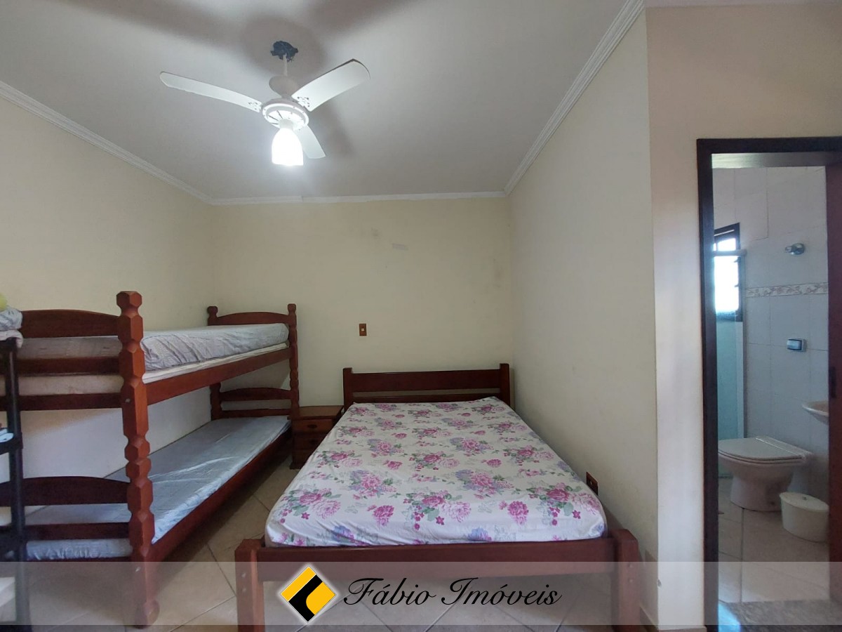 Sobrado aq 50 metros da praia!! – Foto 26