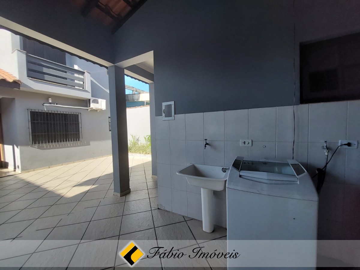 Sobrado aq 50 metros da praia!! – Foto 39