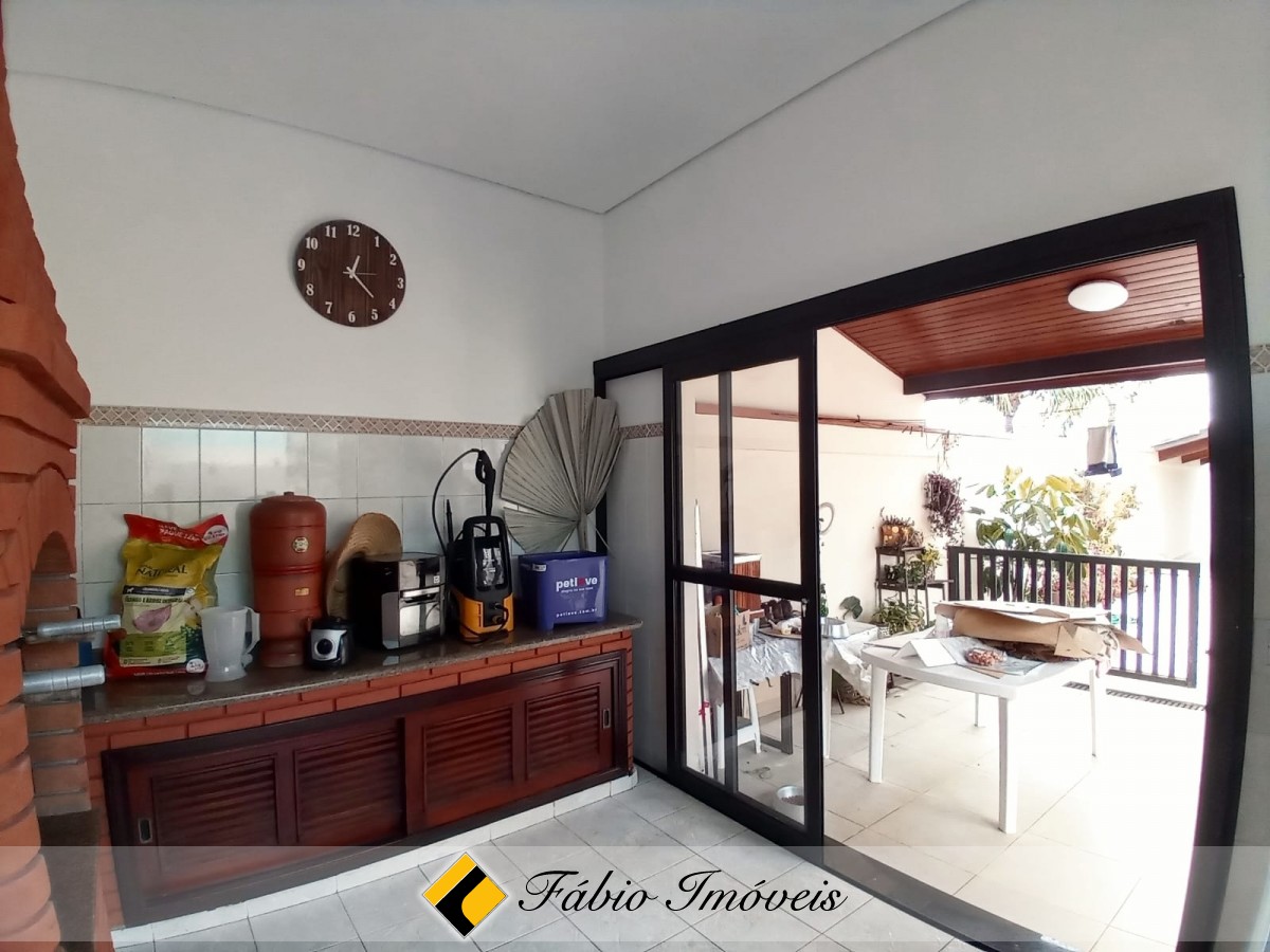 Sobrado com 4 dormitórios em 2 lotes. – Foto 34