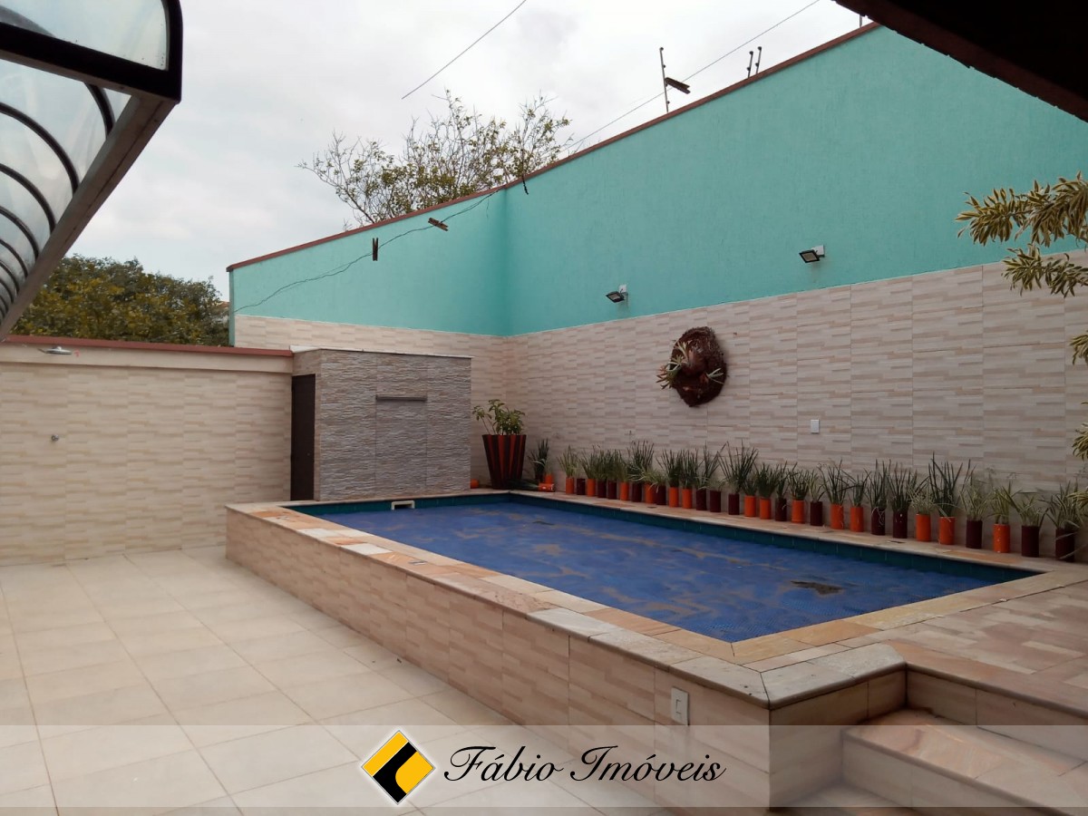 Sobrado com 4 dormitórios em 2 lotes. – Foto 35