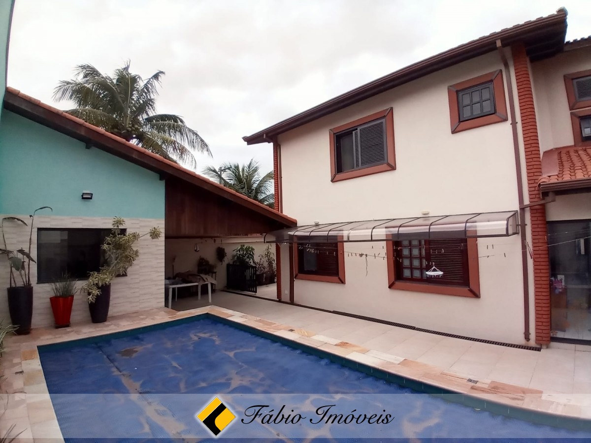 Sobrado com 4 dormitórios em 2 lotes. – Foto 37