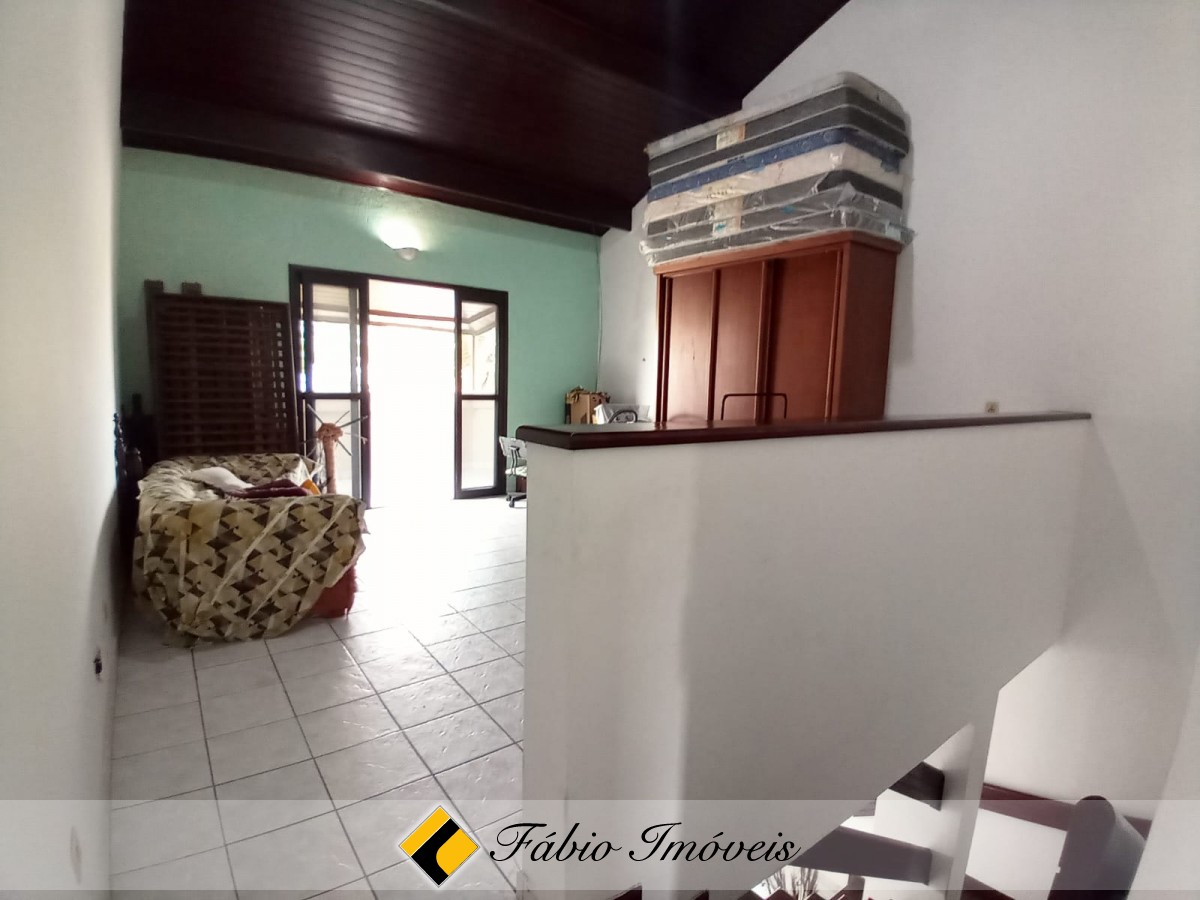 Sobrado com 4 dormitórios em 2 lotes. – Foto 14