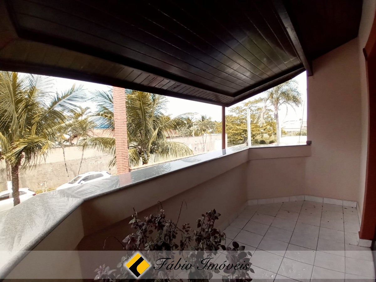 Sobrado com 4 dormitórios em 2 lotes. – Foto 16